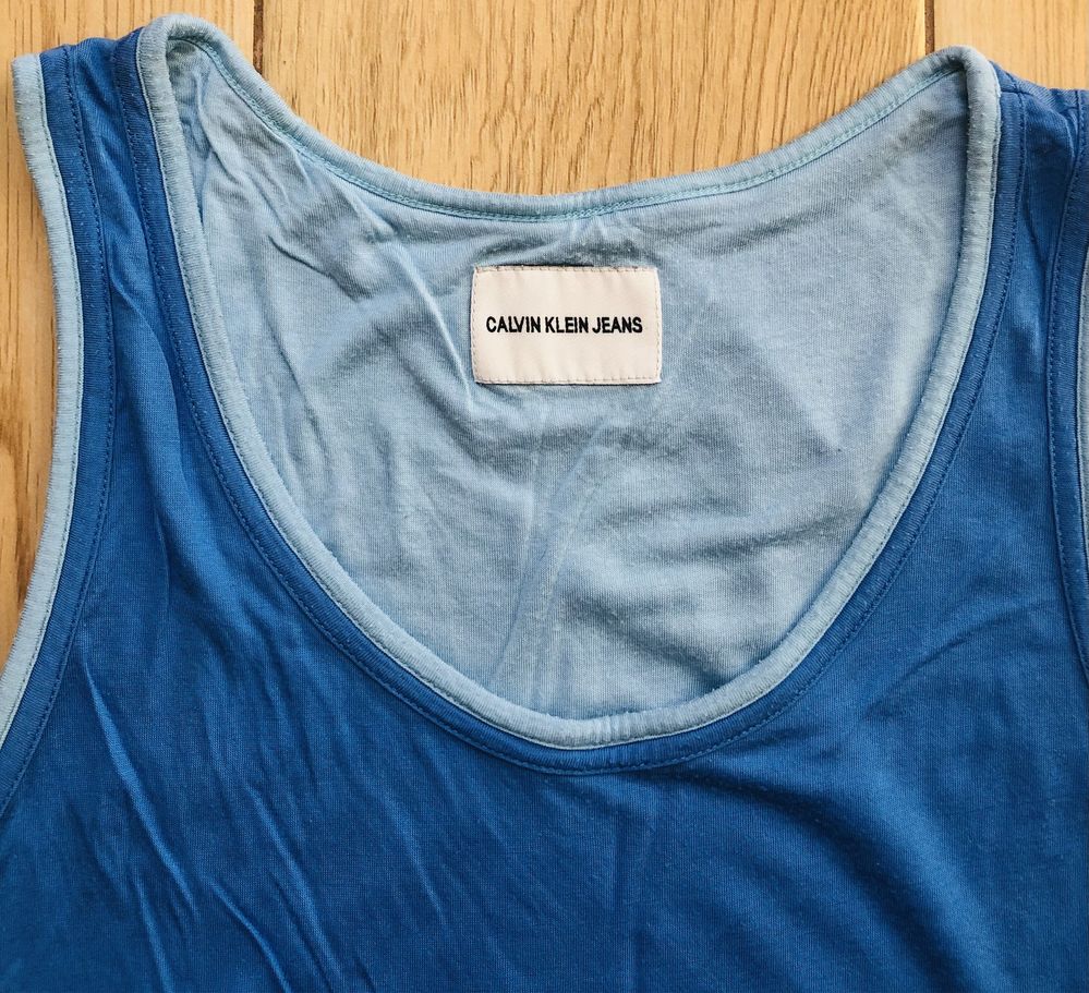 Bluzka na ramiączkach Calvin Klein Jeans M
