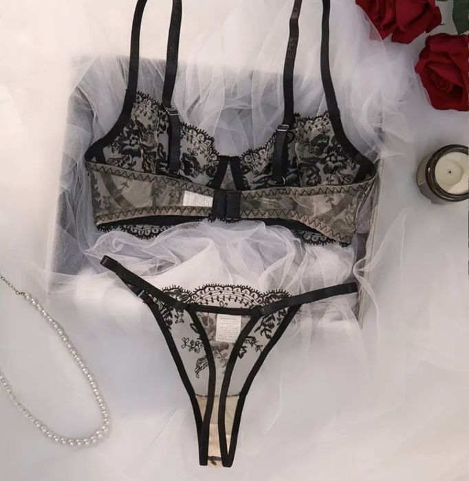 Кружевное женское белье