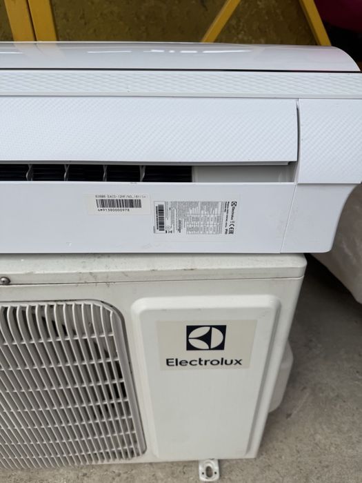 Кондиціонер б/у Electrolux EACS-12HF/N3_18Y кондиционер
