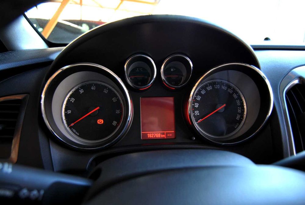 Opel Astra 1,4T Benz Kombi. 2011/2012. Czytaj dokładnie opis.