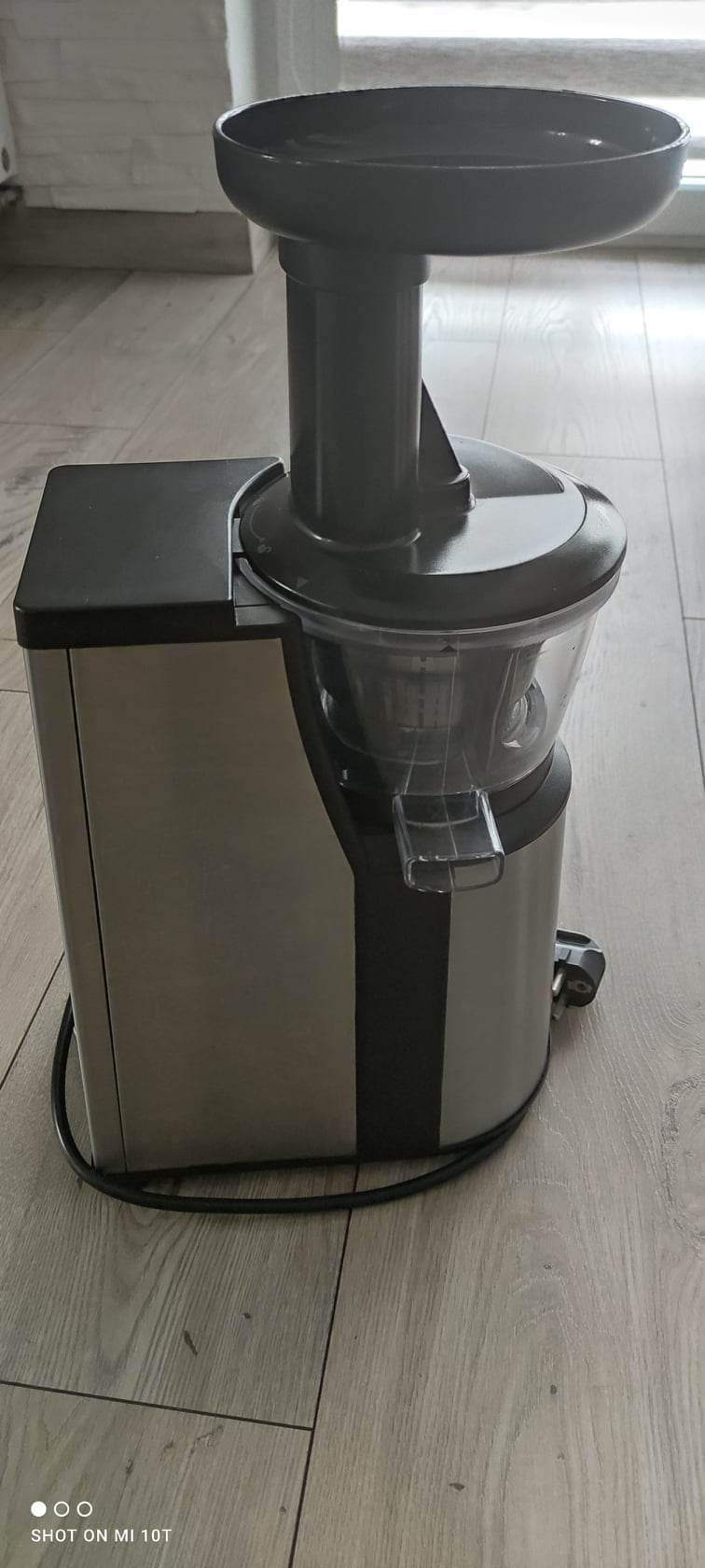 Wyciskarka wolnoobrotowa ELDOM Perfect juicer PJ400