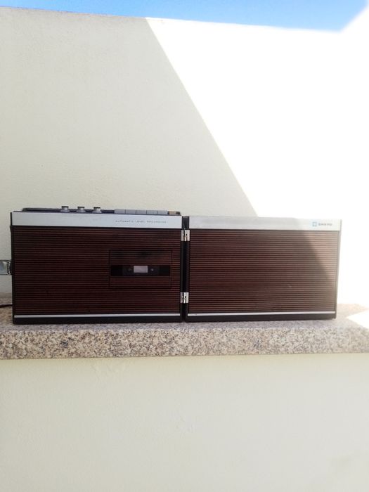 Gravador antigo sanyo