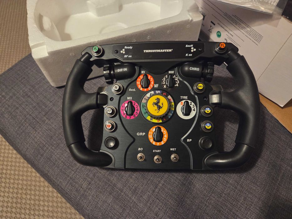 Volante Thrustmaster Ferrari F1 Wheel Add-on