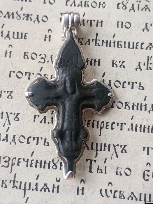 Хрест періоду Київської Русі