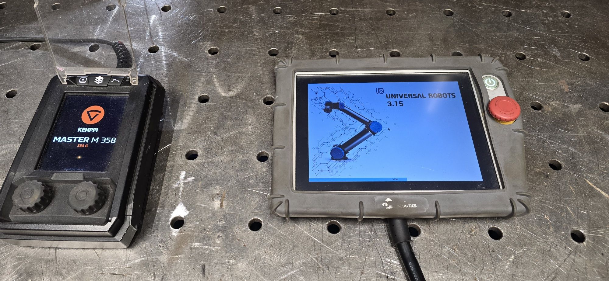 Cobot universal robots
