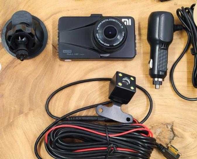 Відеореєстратор з камерой заднього виду XIAOMI T670G Plus