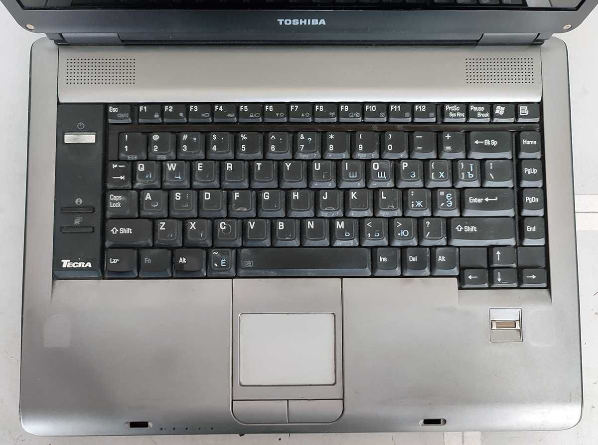 Toshiba Tecra A7