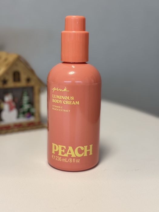 Крем для тіла Victoria's Secret Pink Peach Luminous Body Cream