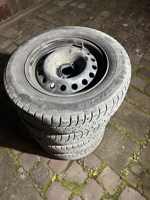 Комплект! Зимові шини 205/65 R15 на сталевих дисках