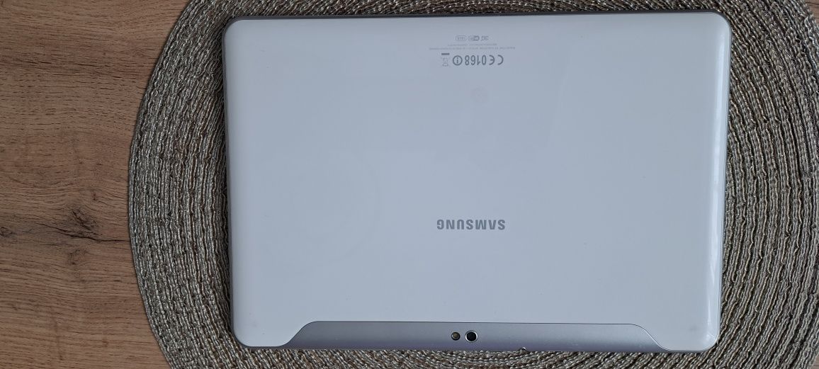 Tablet SAMSUNG GT-P7500 10.1