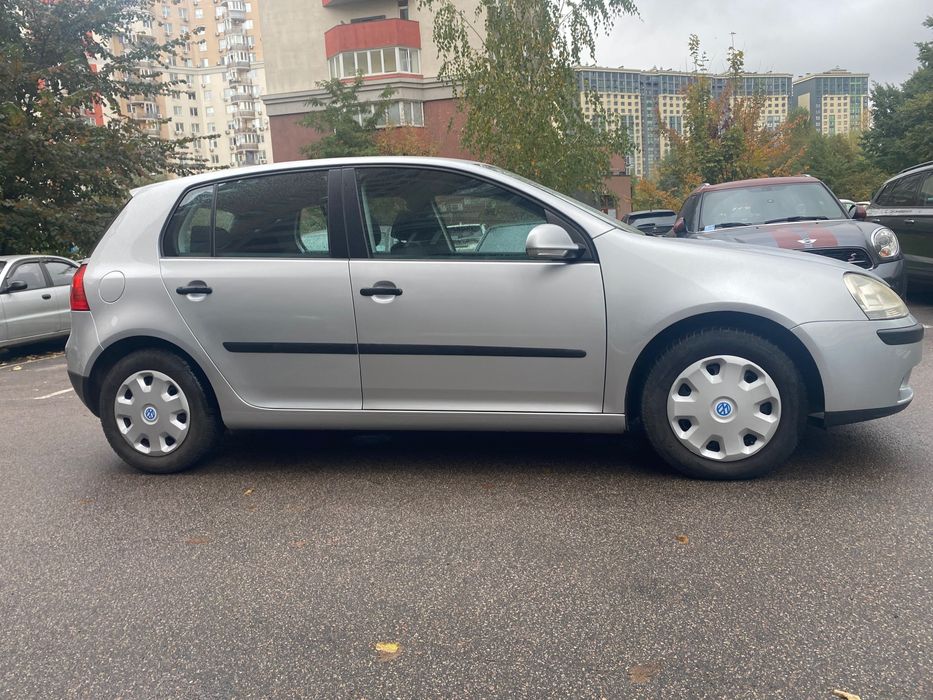 Volkswagen GOLF V 5 без пробігу по Україні. Бензин MPI.