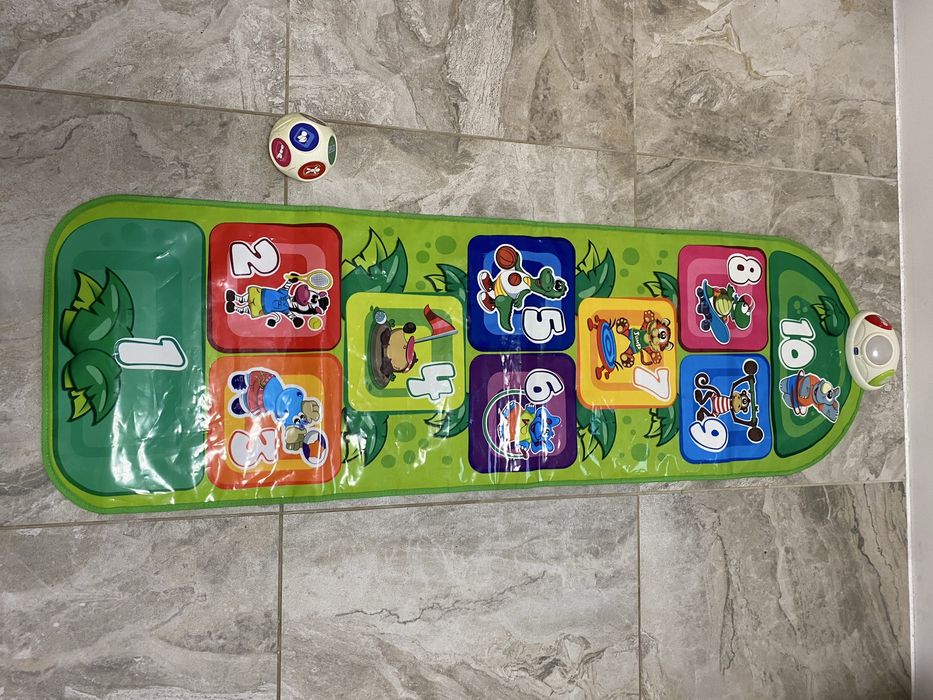 Игровой коврик Chicco "Jump & Fit"