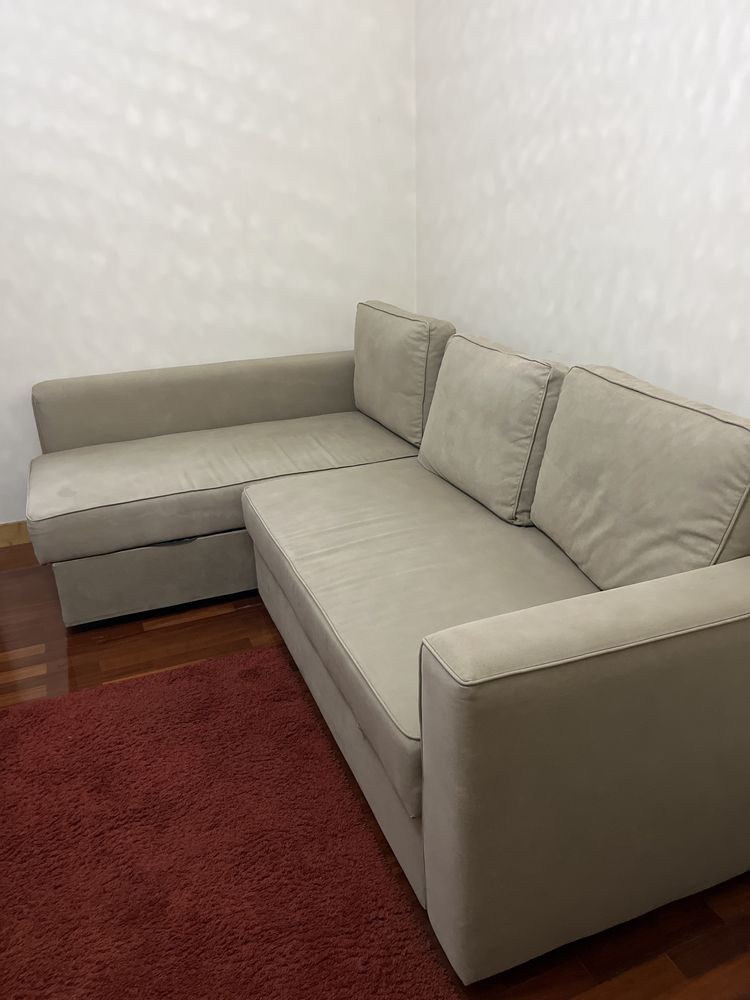 Sofá cama com chaise longue