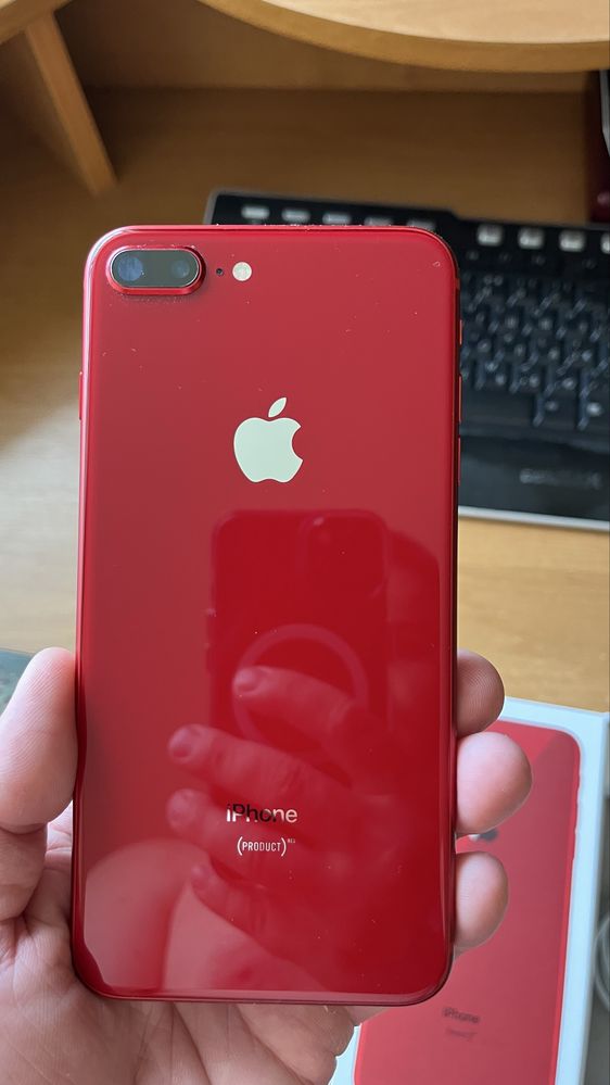 Продам Iphone 8 plus