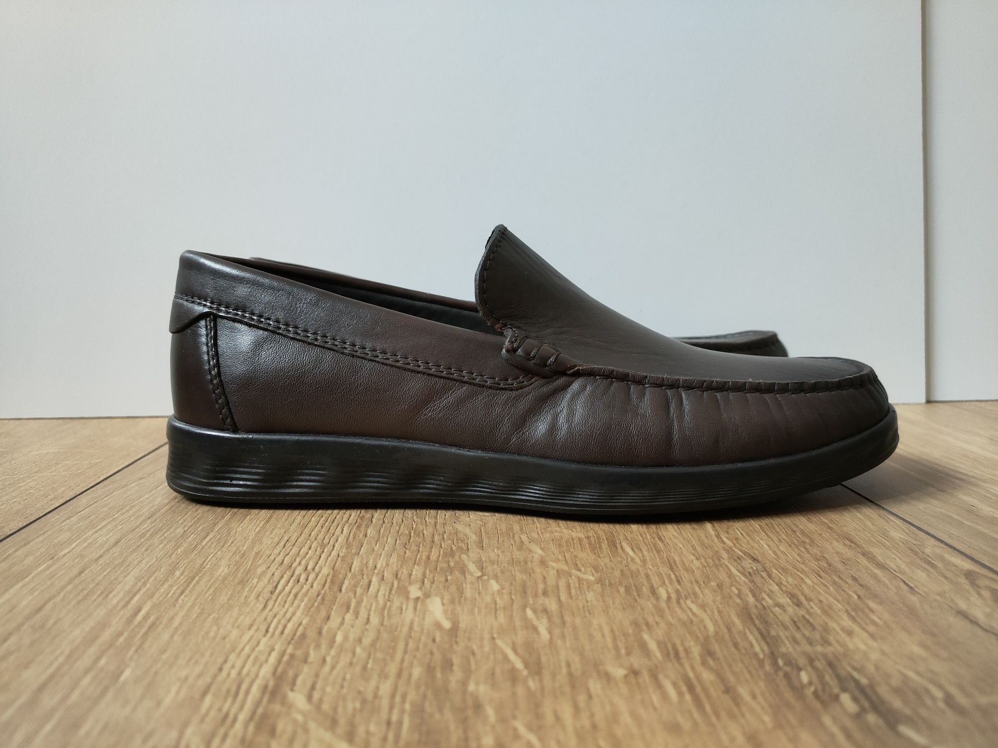 Buty Ecco S-Lite Denmark męskie skórzane mokasyny r. 39 26cm