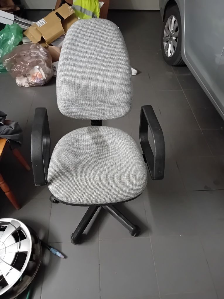 Fotel obrotowy krzesło  biurowe