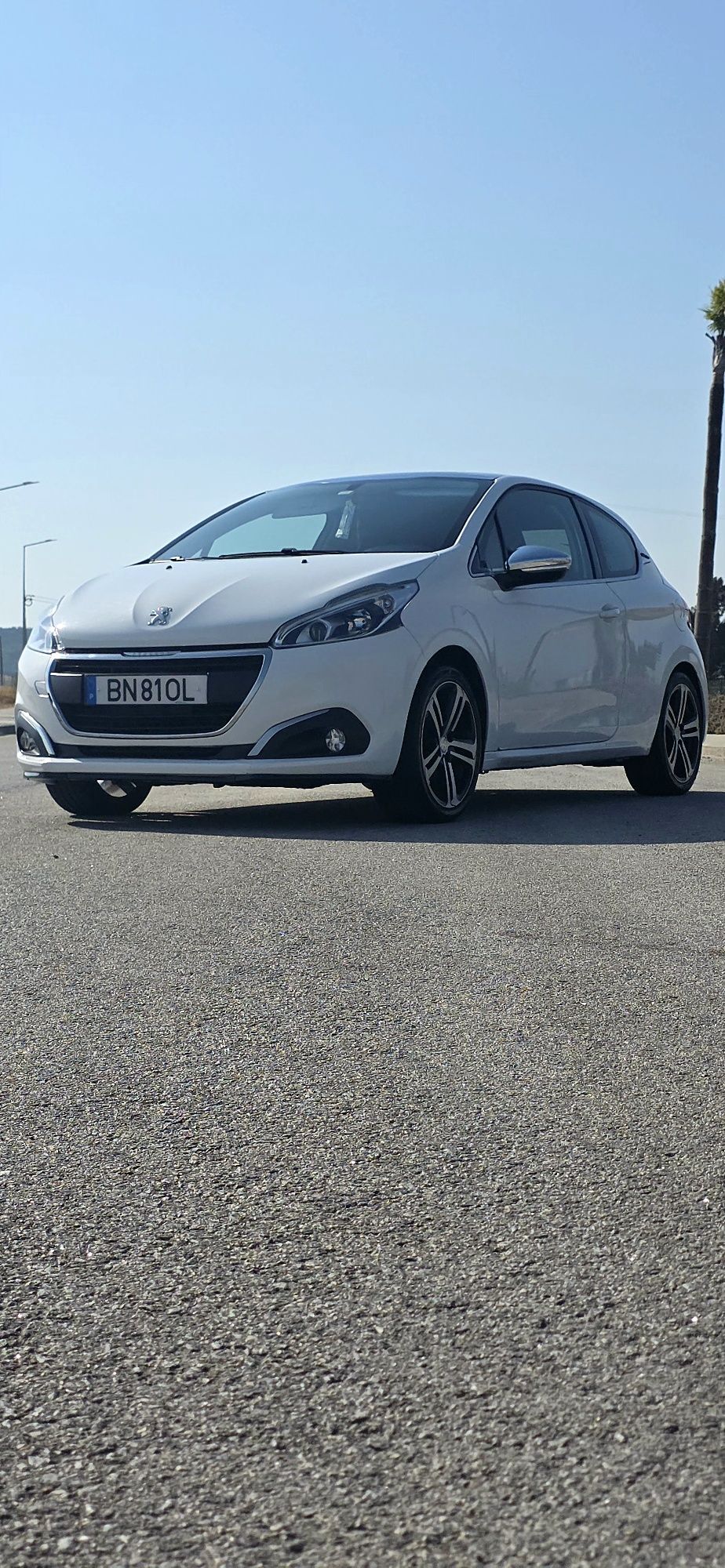 Peugeot 208 GT Line 1.6 HDi – 2016
90.000 km