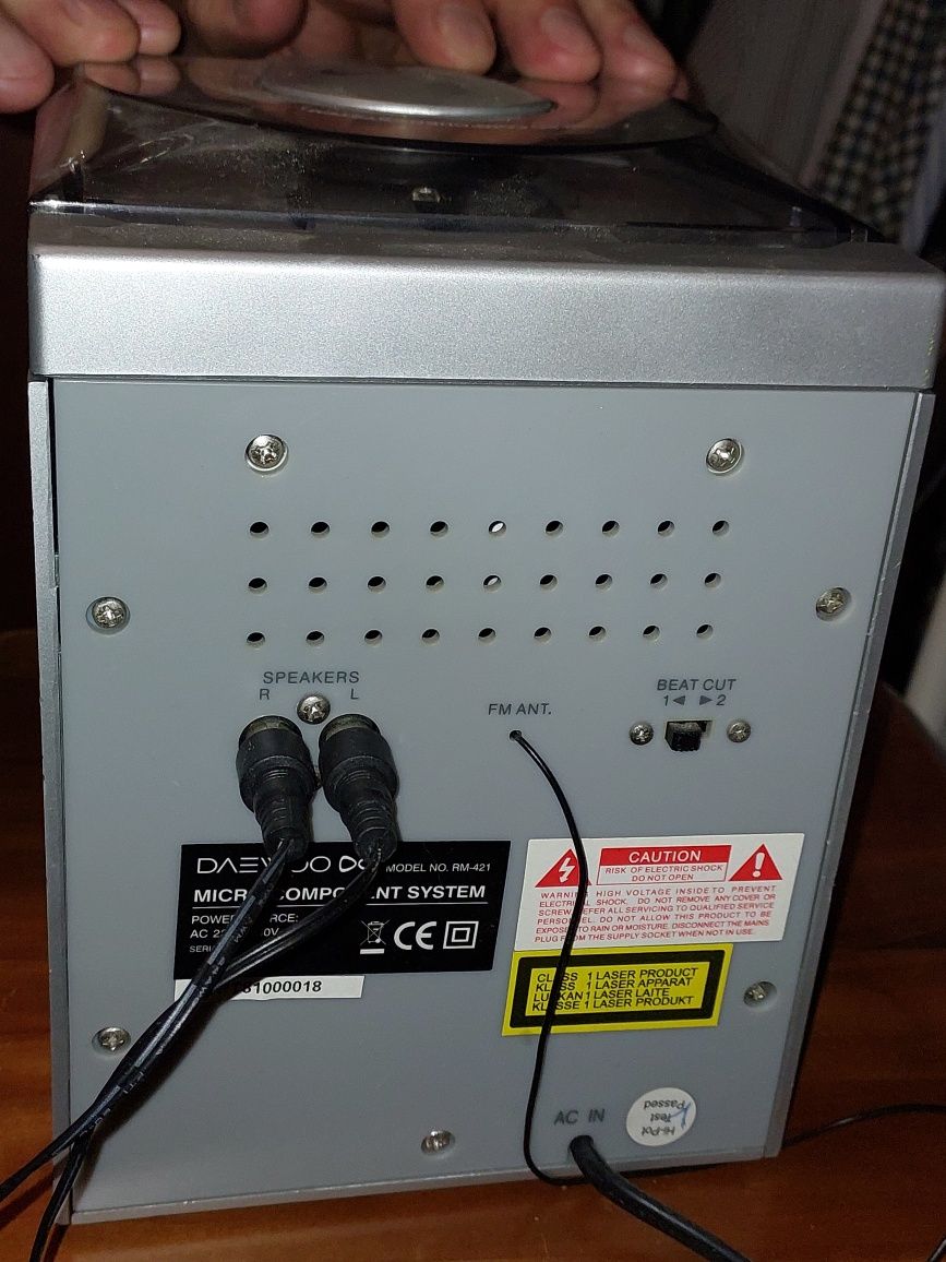 WIEŻA DAEWOO RM421 Radio FM płyta CD magnetofon Głośniki PILOT KOMPLET
