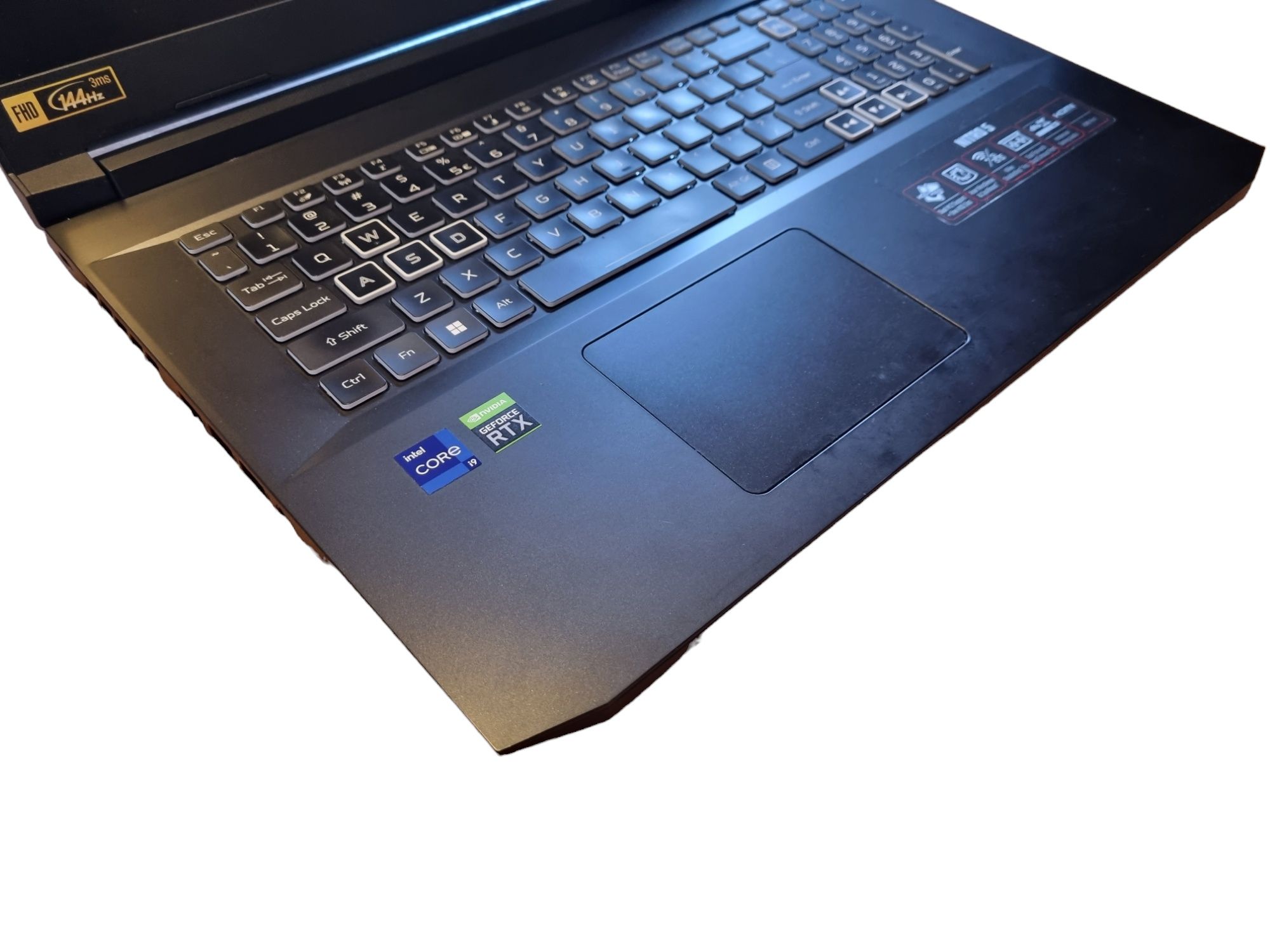 Laptop gamingowy 17.3 duży 144hz Acer Nitro 5 intel i9-11900H RTX 3060