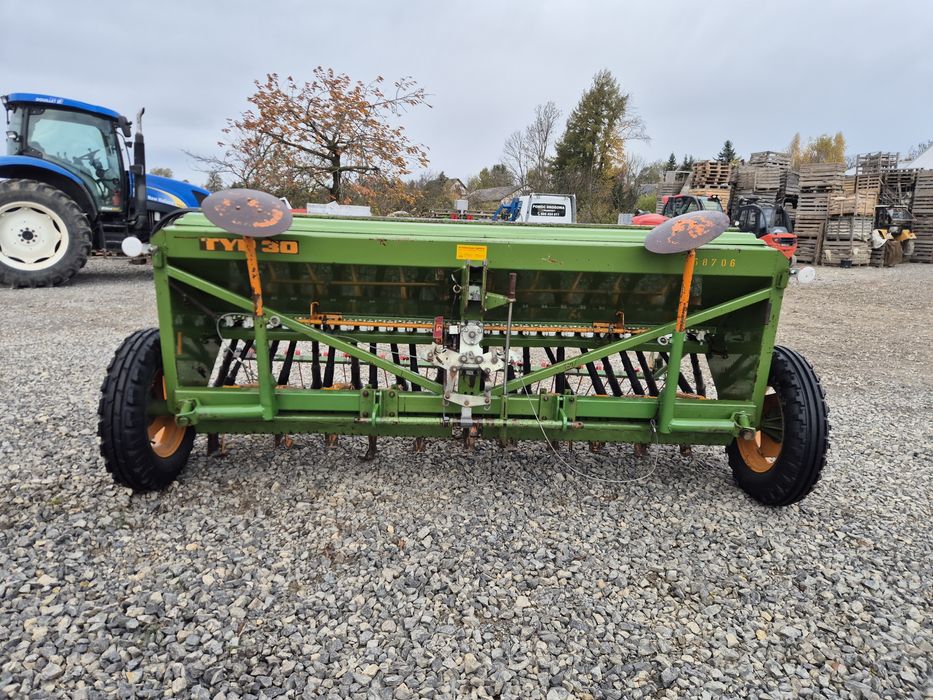 Amazone D7  super 3m siewnik zbożowy  Ścieżki Znaczniki  d8 special