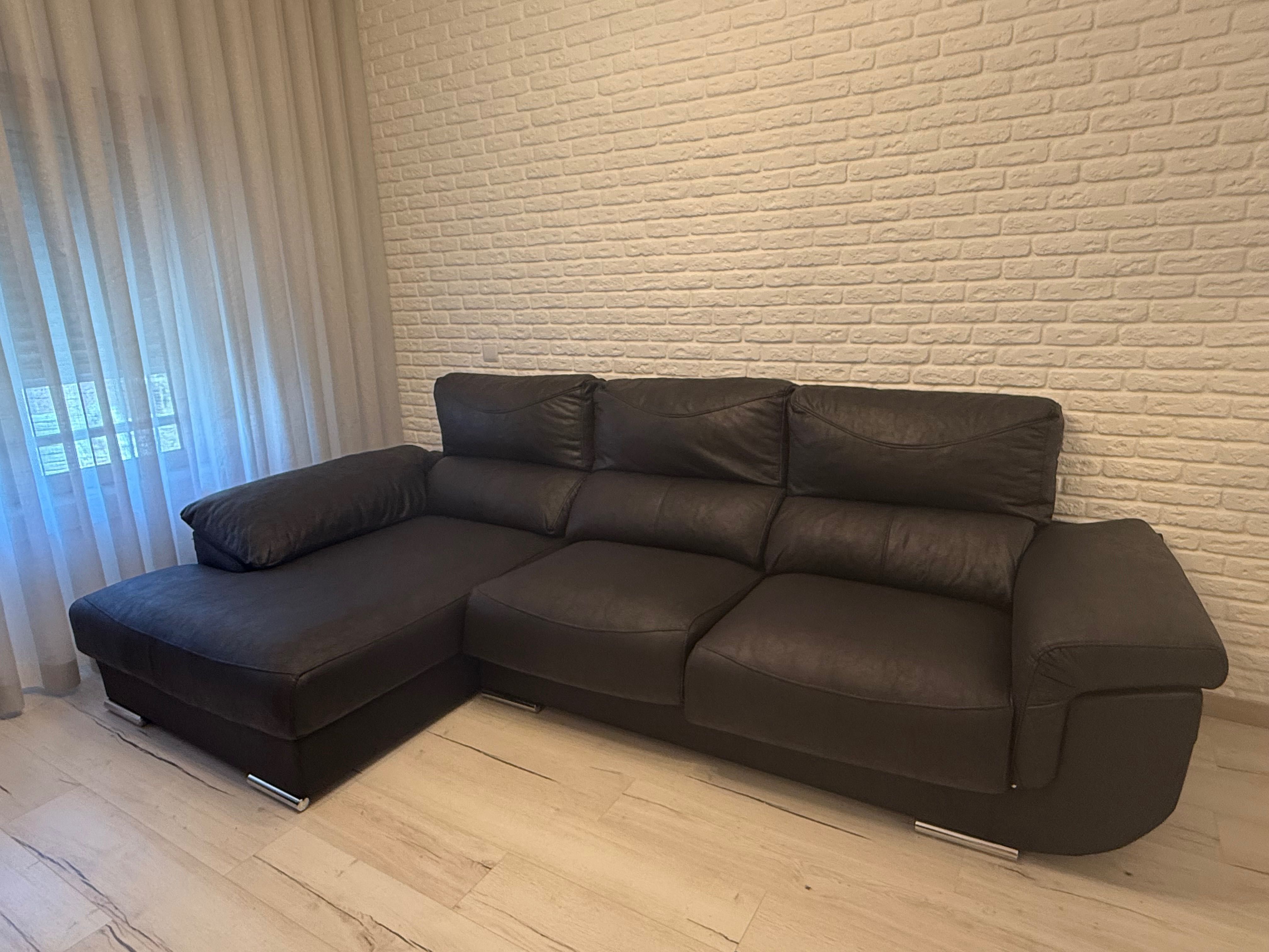 Sofá NOVO preto com chaise longue