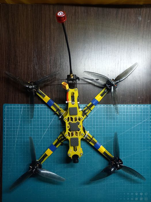 ФПВ  дрон 7 дюймів