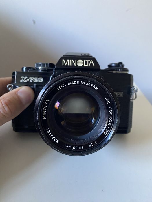 Minolta X-700 MPS 35mm SLR Film Camera