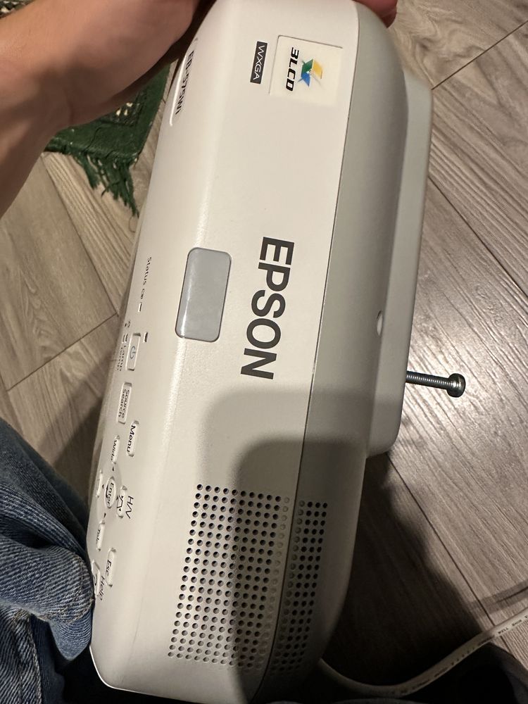 Projektor  Epson EB-575Wi