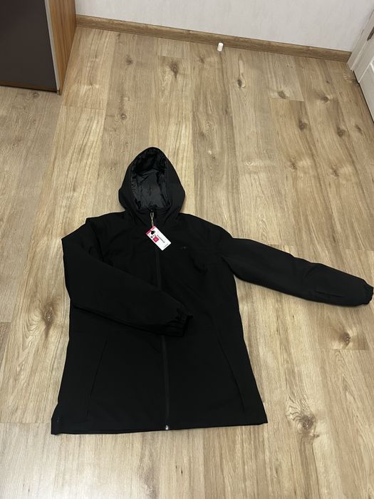 Лижна куртка жіноча