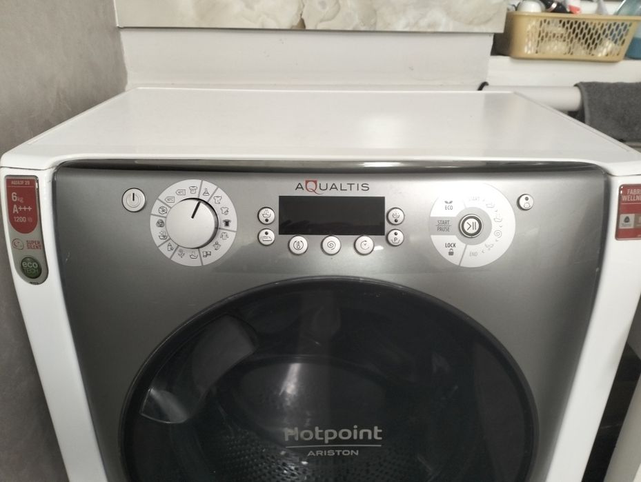 Пральна машина Арістон Хотпойнт Ariston Hotpoint