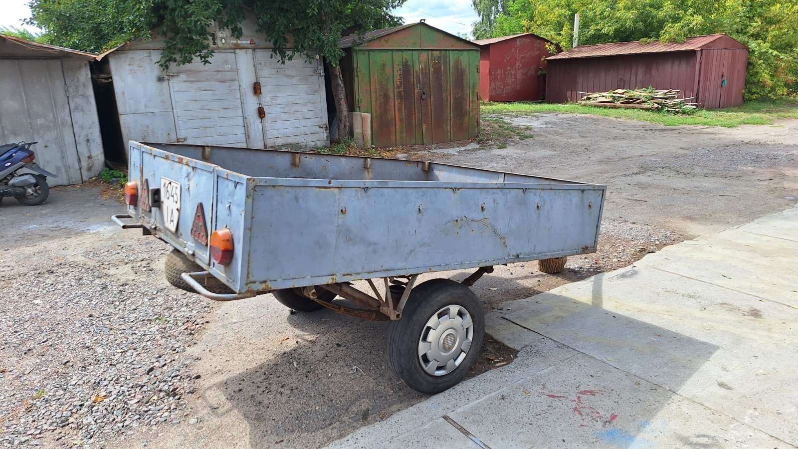 Продам причіп автомобільний посилений