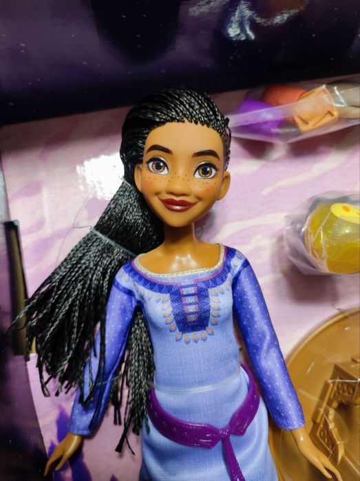 Лялька, оригінал від Disney