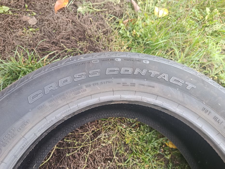 Продам Continental Cross Contact 215 60 17