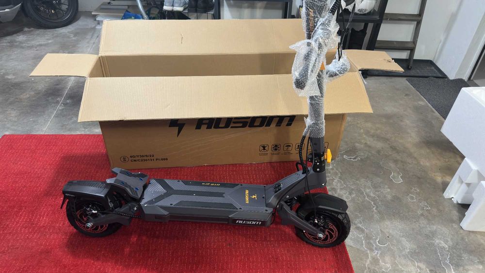 Trotinete Elétrica Ausom DT2 Pro - 75 km/h - Como Nova, Apenas 10 km!