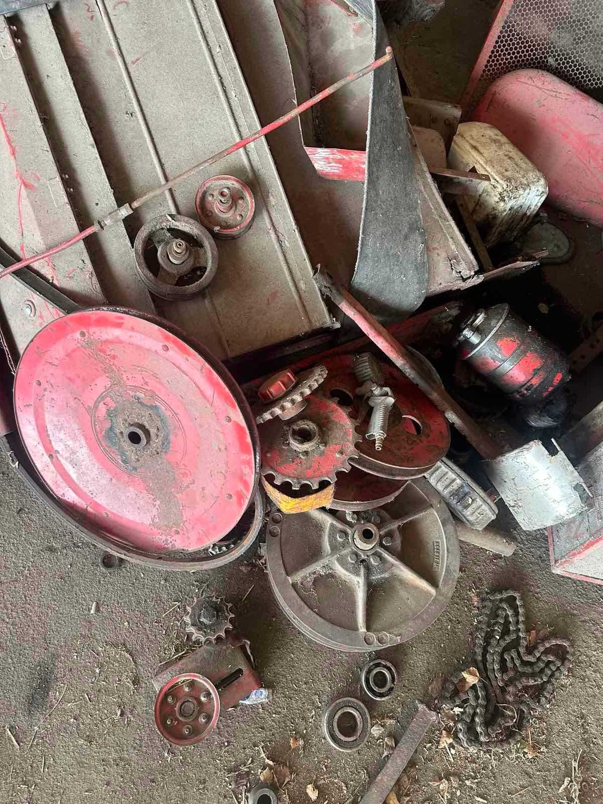 Розборка комбайн MASSEY-FERGUSON 86