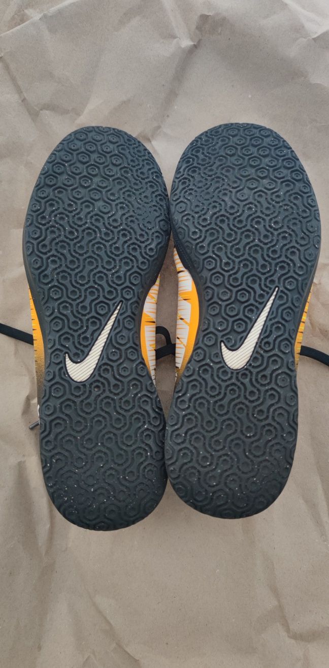 Оригінальні футзалки Nike Mercurial X (41 розмір)