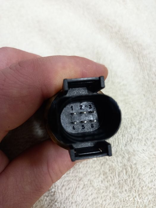 Czujnik Temperatury 6 pin Audi 80 1.9TDI 1Z