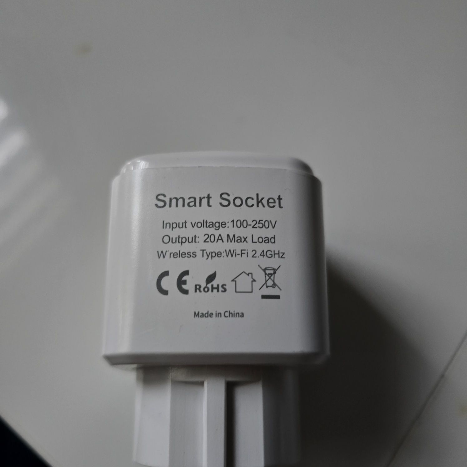Inteligentne Gniazdko WiFi Smart Life Licznik Energii Prądu Czas TUYA