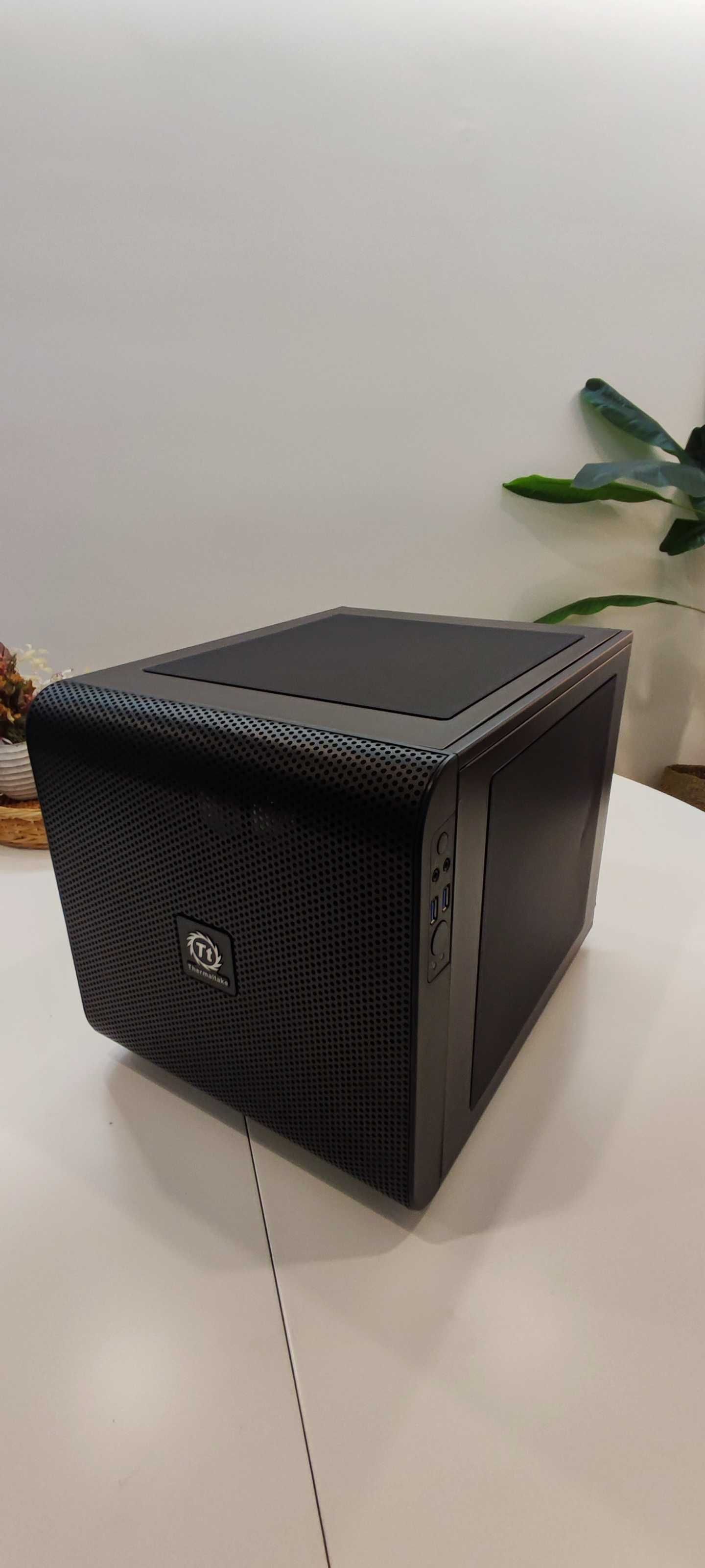 Caixa Thermaltake Core V21