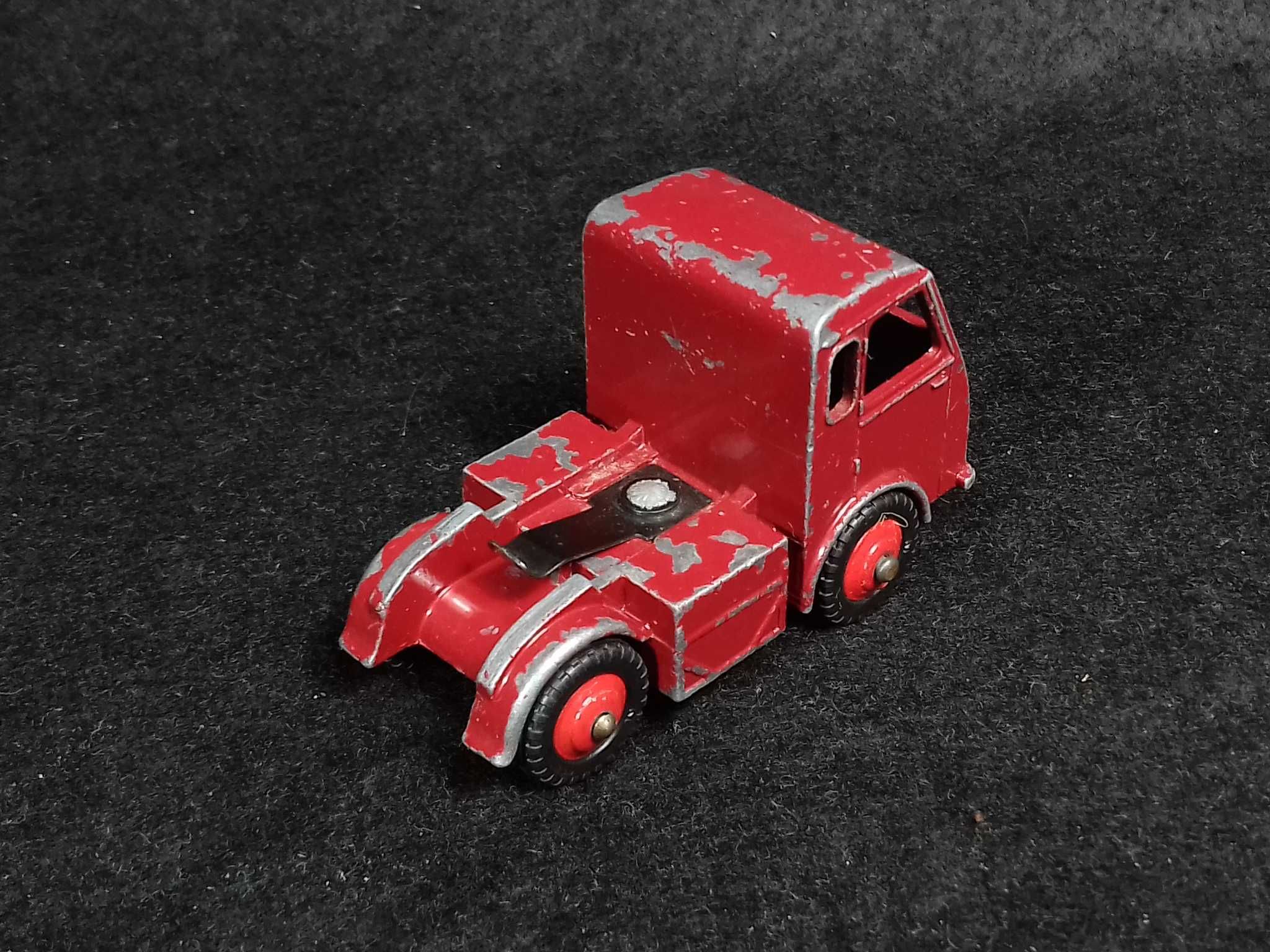 Dinky Toys #421 - Hindle Smart Helecs- 1950s by Meccano Ltd