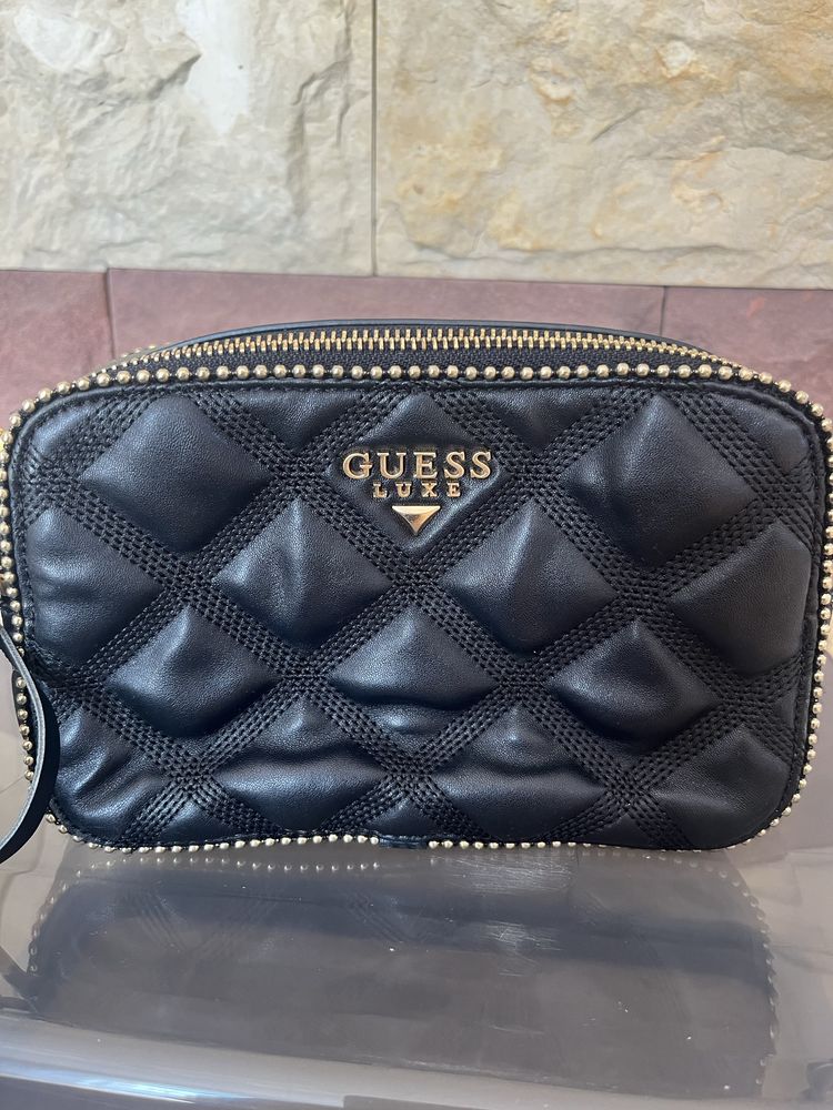 Torebka Guess czarna
