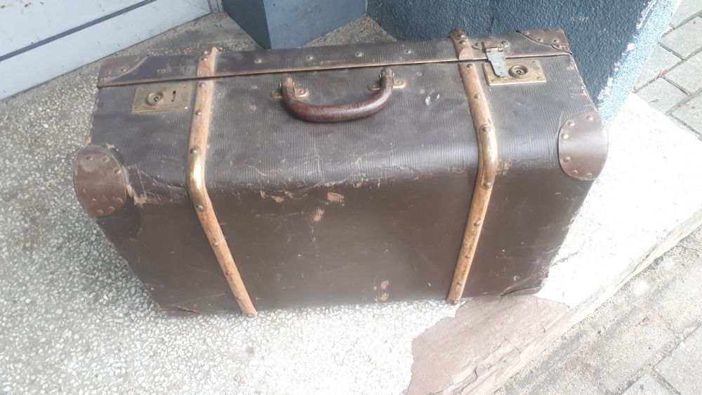 Walizka stara zabytkowa