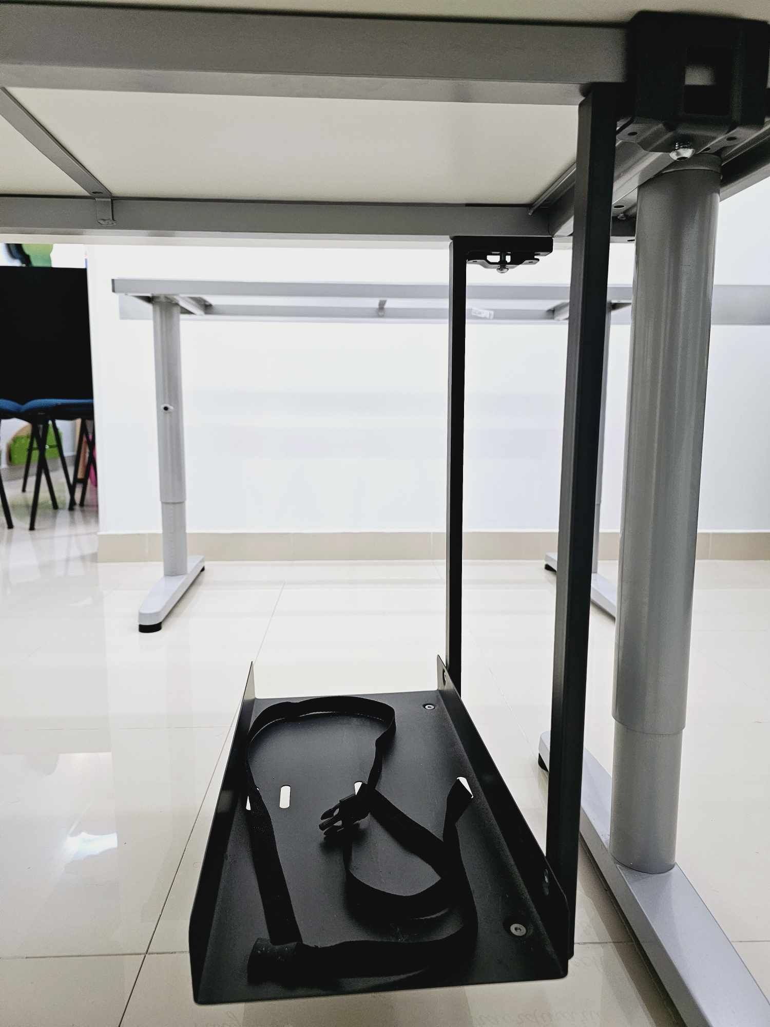 Suporte computador para secretária IKEA