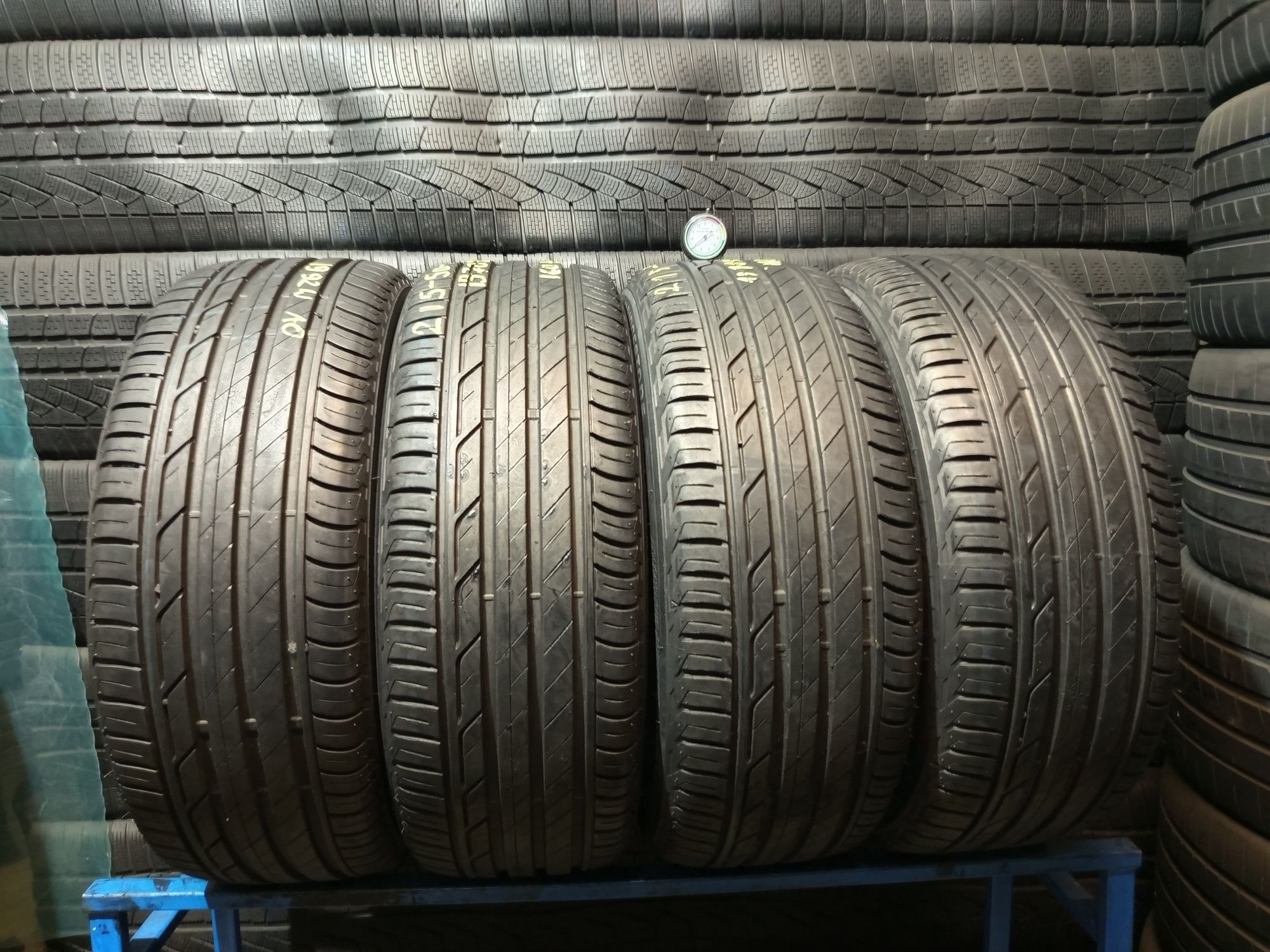 215/50R18 Bridgestone Turanza T001