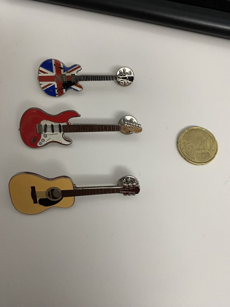 3 Pins de guitarra