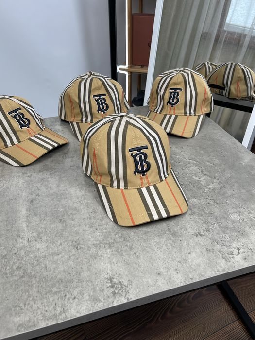 Кепка Burberry Клетка | Кепка Барбери с вышитым логотипом