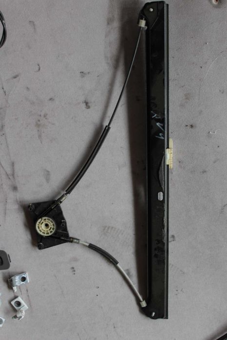 Комплектуючі дверей ручка динамік склопідйомник VW Crafter / Man TGE