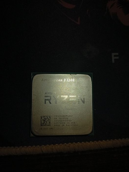 Продам процессор amd ryzen 3 1200