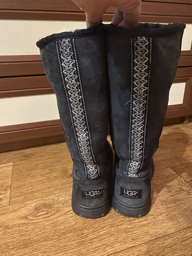 Замшеві чоботи ugg 38 р