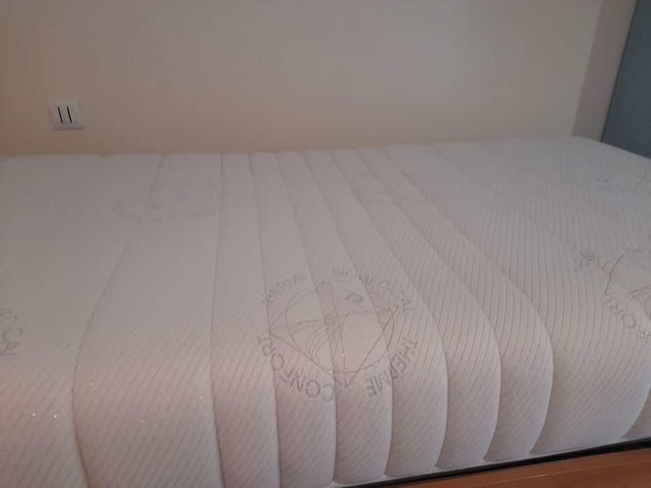 Colchão solteiro Colmed Biomedical